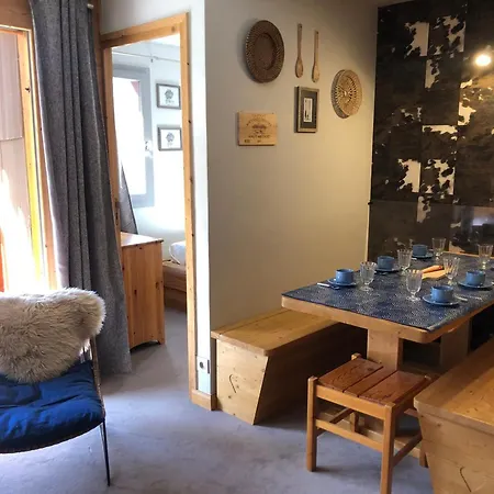Apartment Cosy Avec Terrasse, 4 Personnes A Meribel Mottaret - Fr-1-411-932 Les Allues